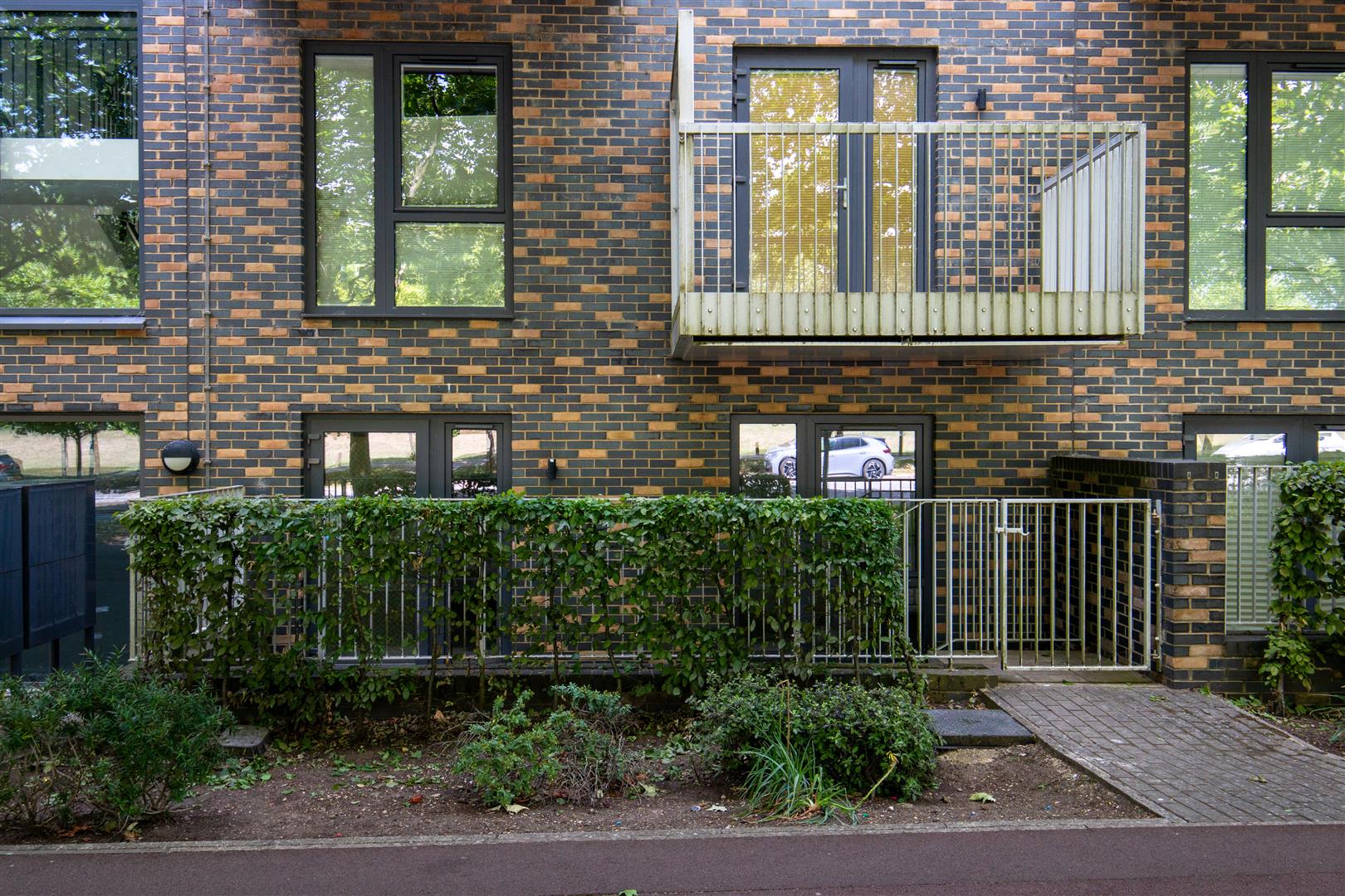 2 Leonora Walk, Campbell Park, Milton Keynes